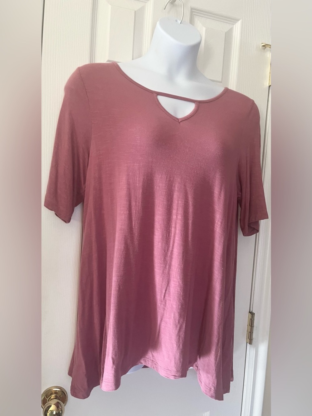 ModCloth - Plus Size 2X - Mauve Keyhole Short Sleeve Tunic